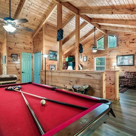 A Top Notch Lodge~Gatlinburg Exteriör bild