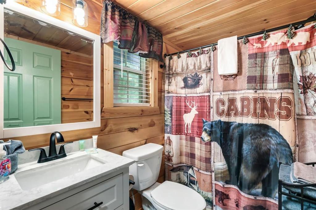 A Top Notch Lodge~Gatlinburg Exteriör bild