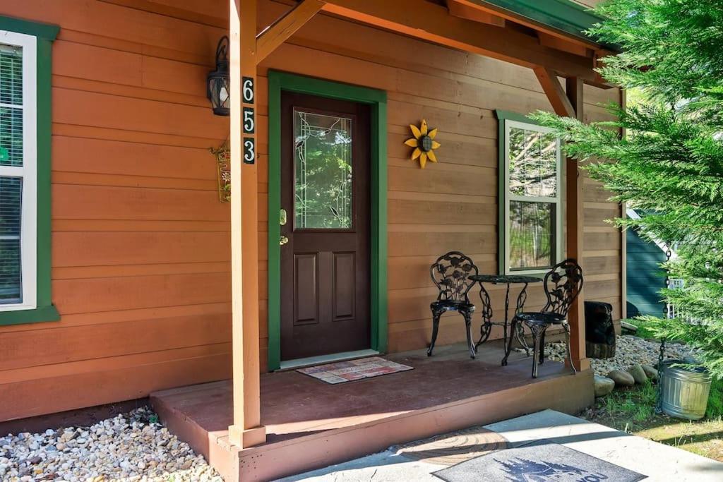 A Top Notch Lodge~Gatlinburg Exteriör bild
