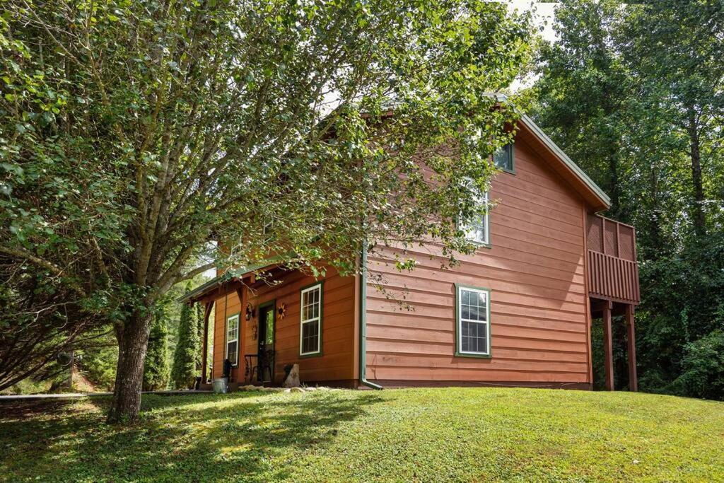 A Top Notch Lodge~Gatlinburg Exteriör bild