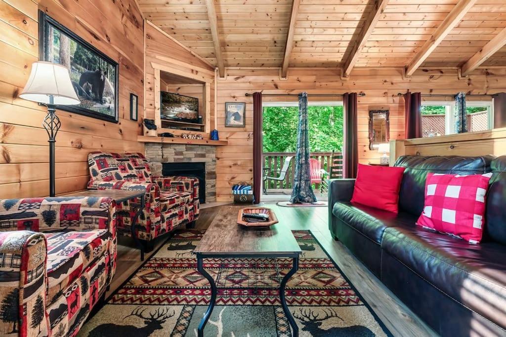 A Top Notch Lodge~Gatlinburg Exteriör bild