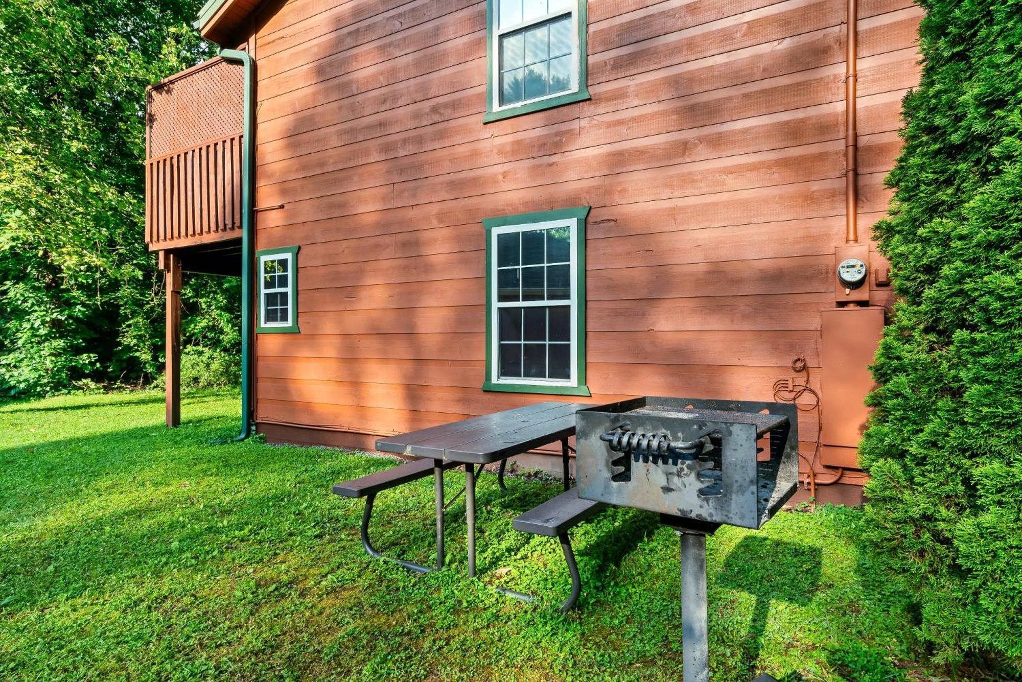 A Top Notch Lodge~Gatlinburg Exteriör bild